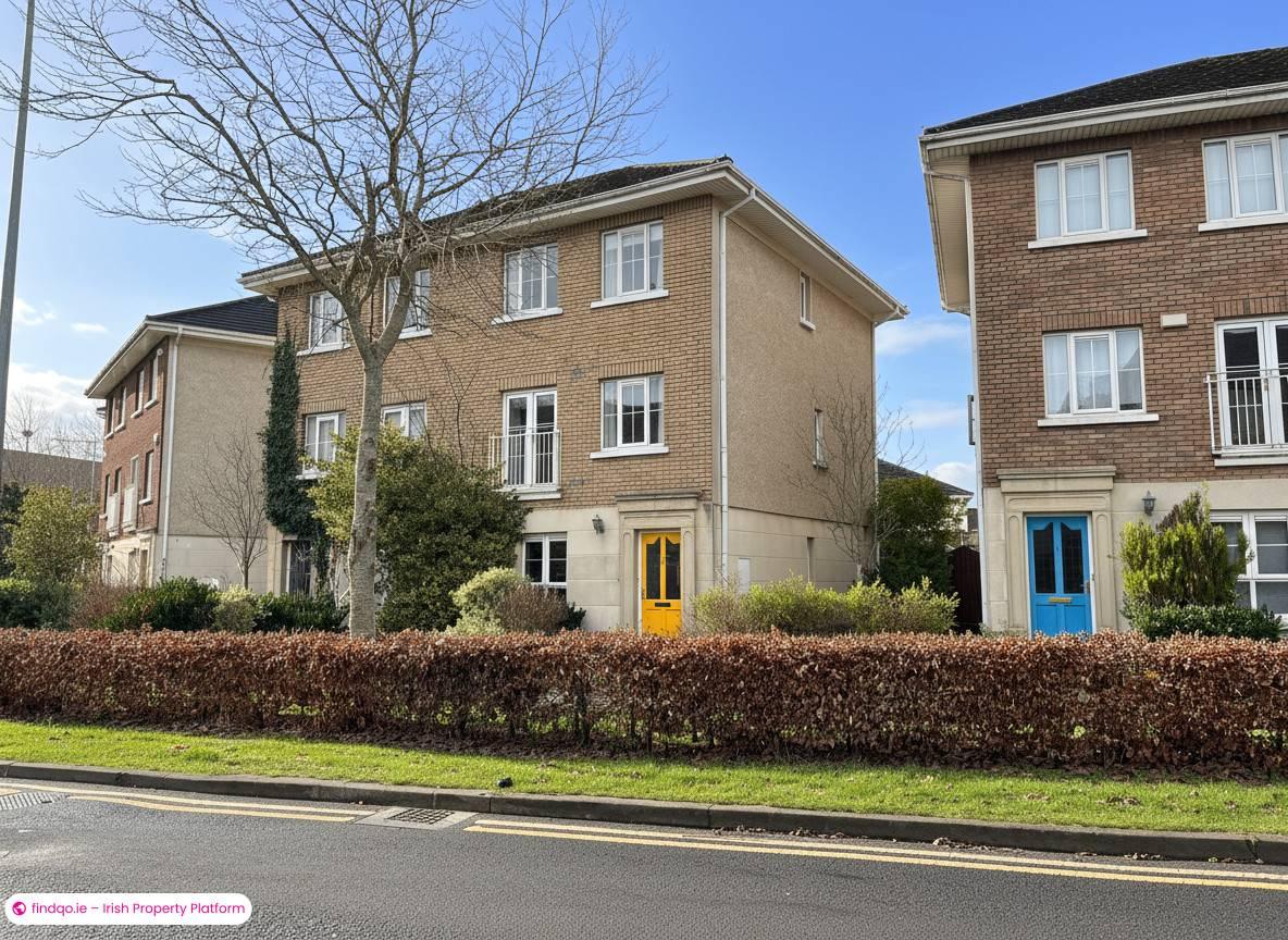 Semi-detached house for Sale in Dublin 15