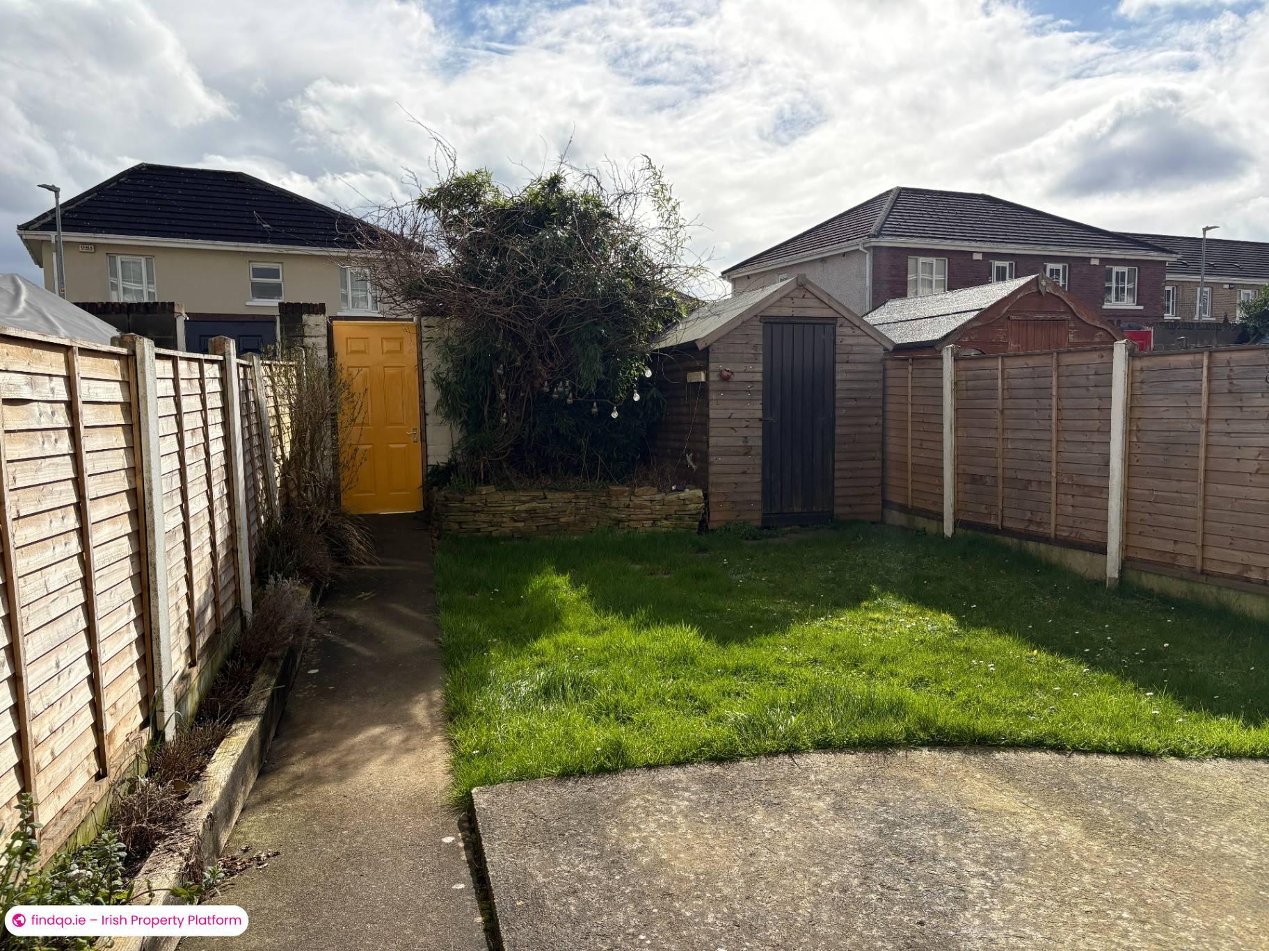 Semi-detached house for Sale in Dublin 15