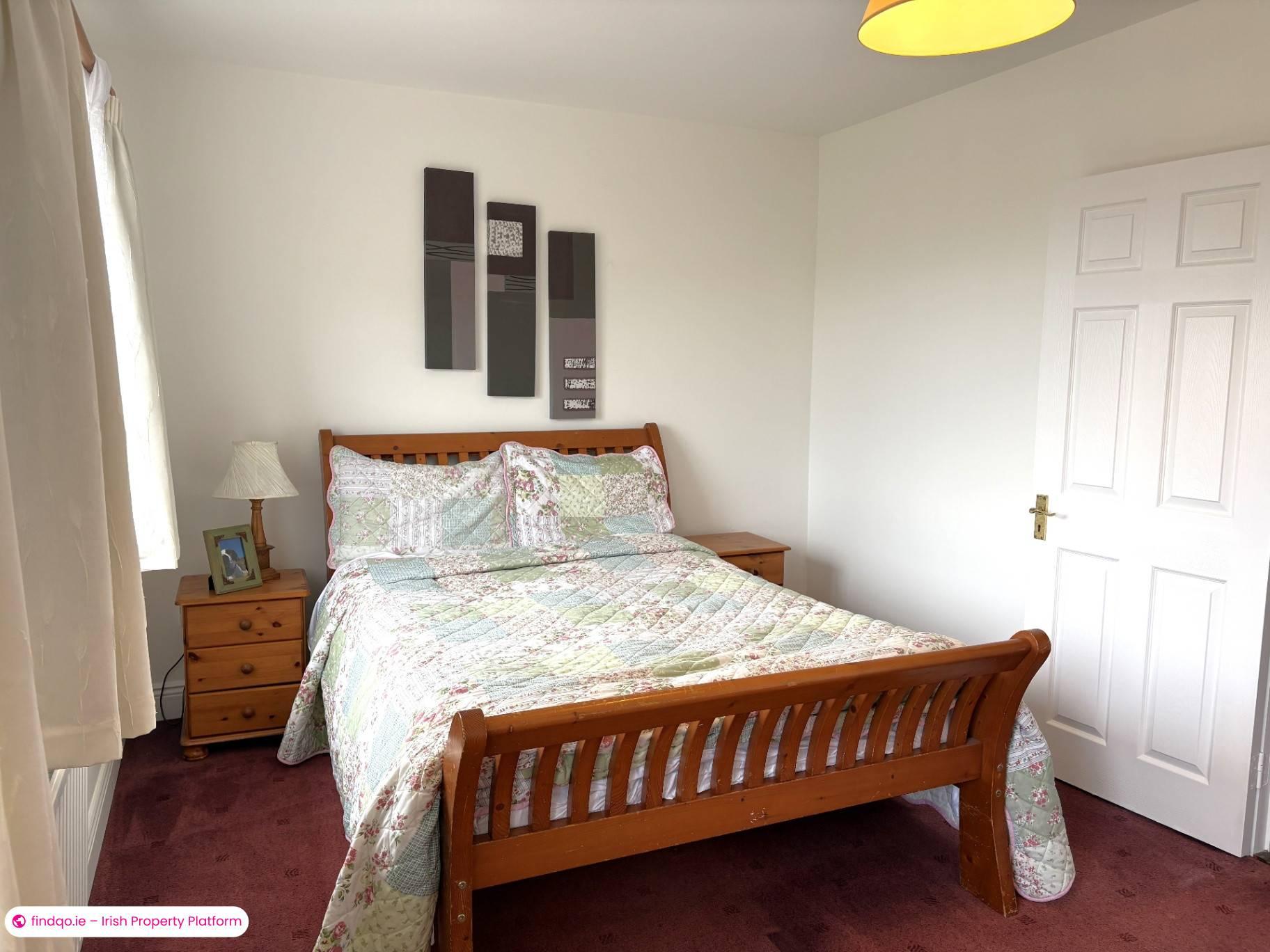 Semi-detached house for Sale in Dublin 15