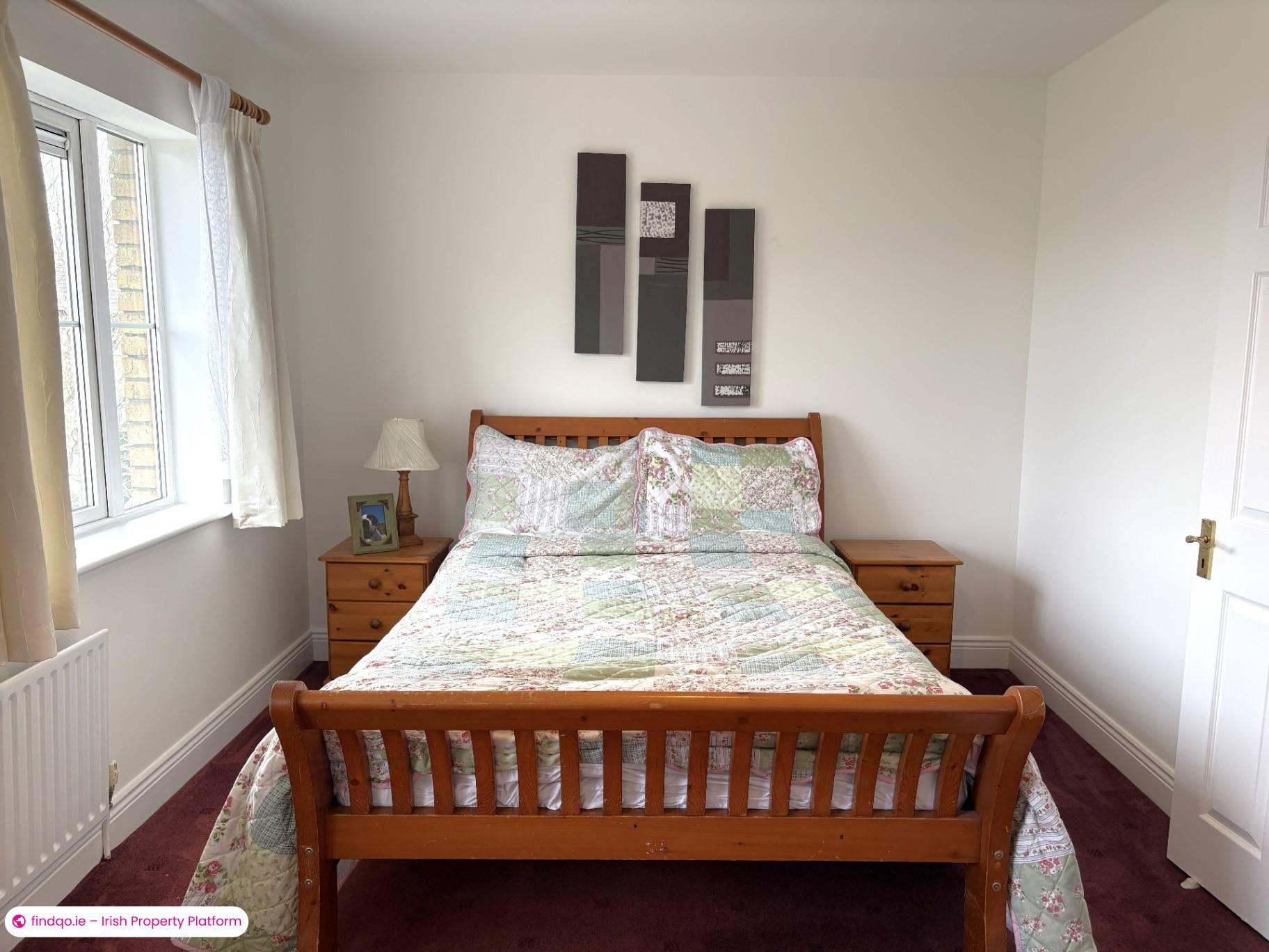 Semi-detached house for Sale in Dublin 15