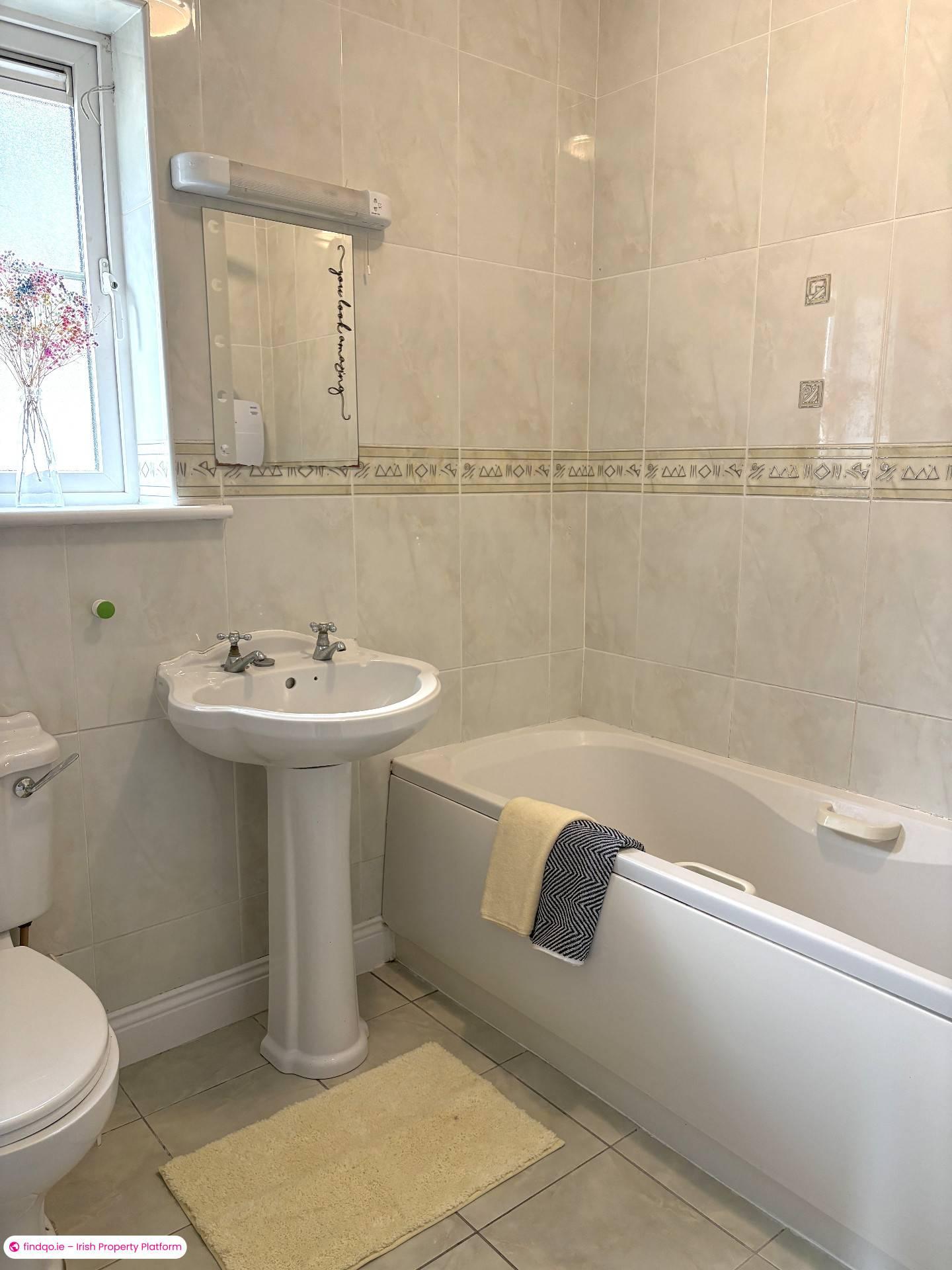 Semi-detached house for Sale in Dublin 15