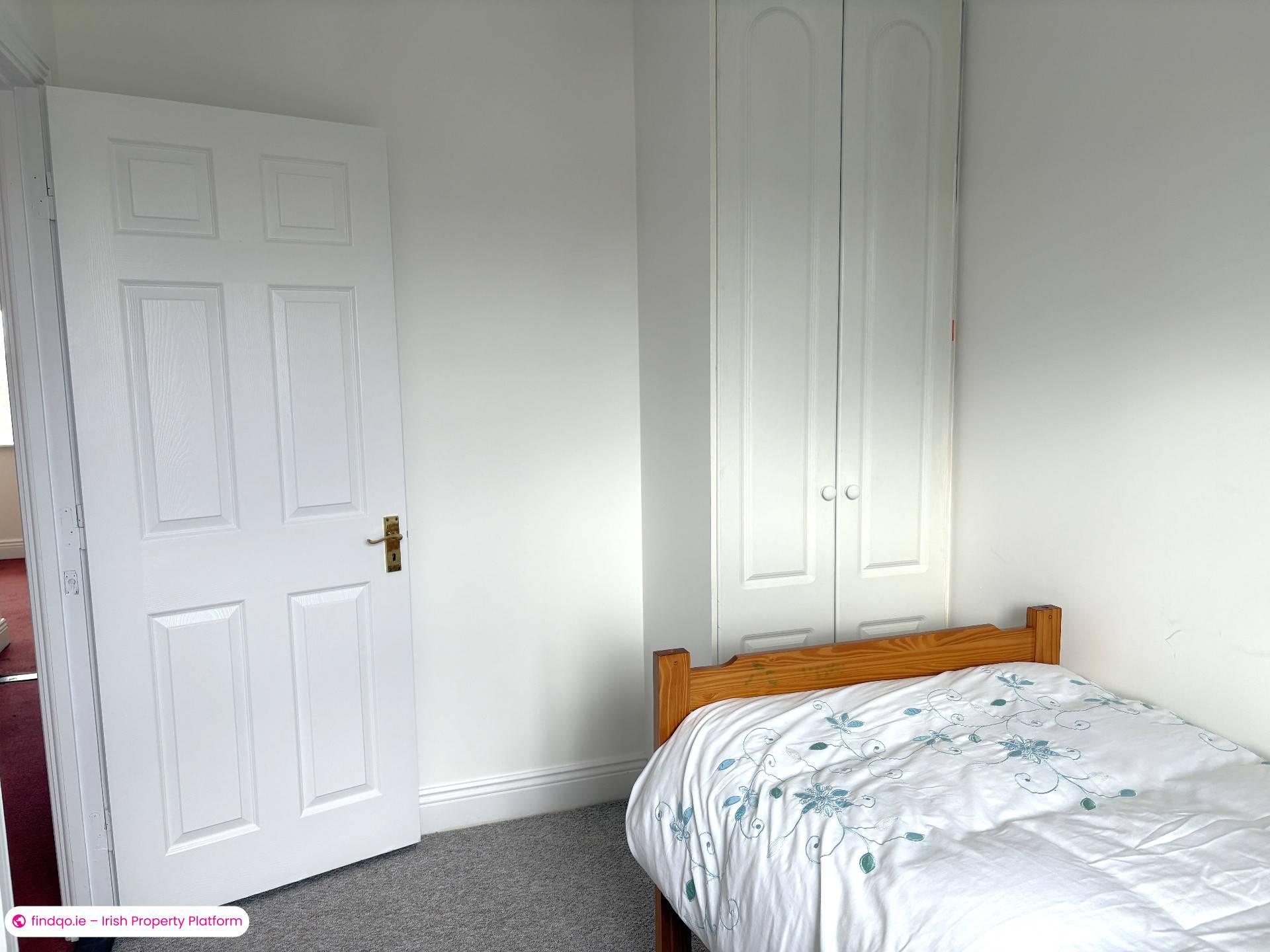 Semi-detached house for Sale in Dublin 15