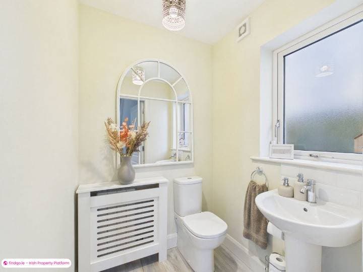 Semi-detached house for Sale in Slieverue, Kilkenny