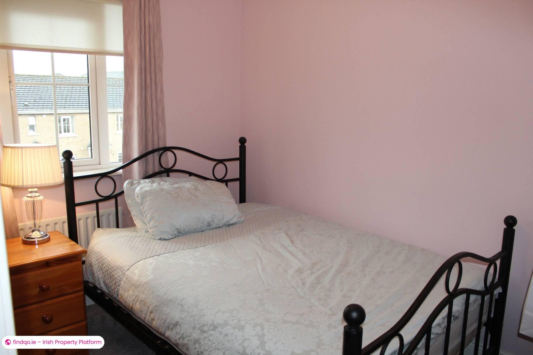 End of terrace house for Sale in Dublin 15