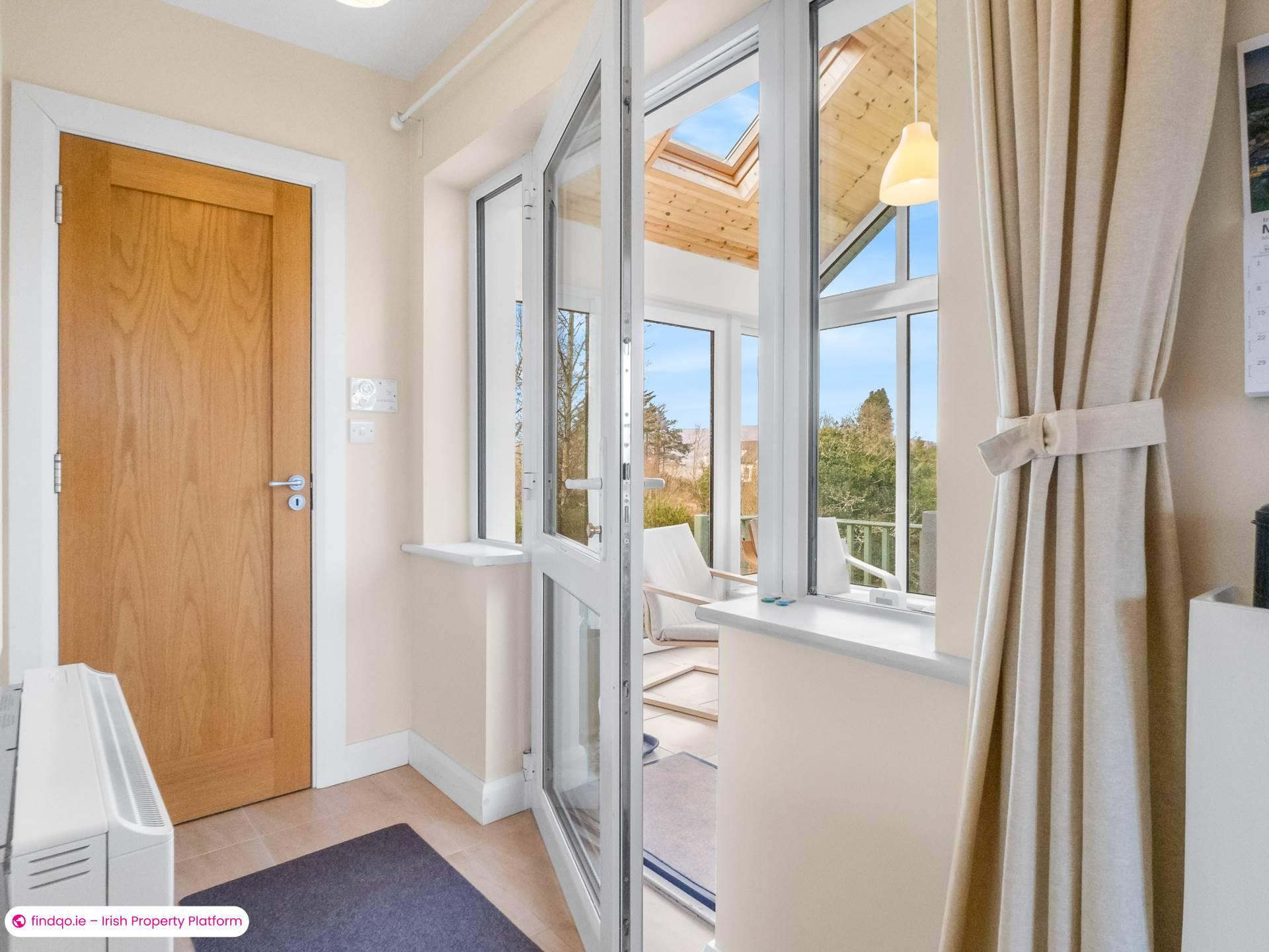 Detached house for Sale in Oughterard, Galway, H91 N6KN