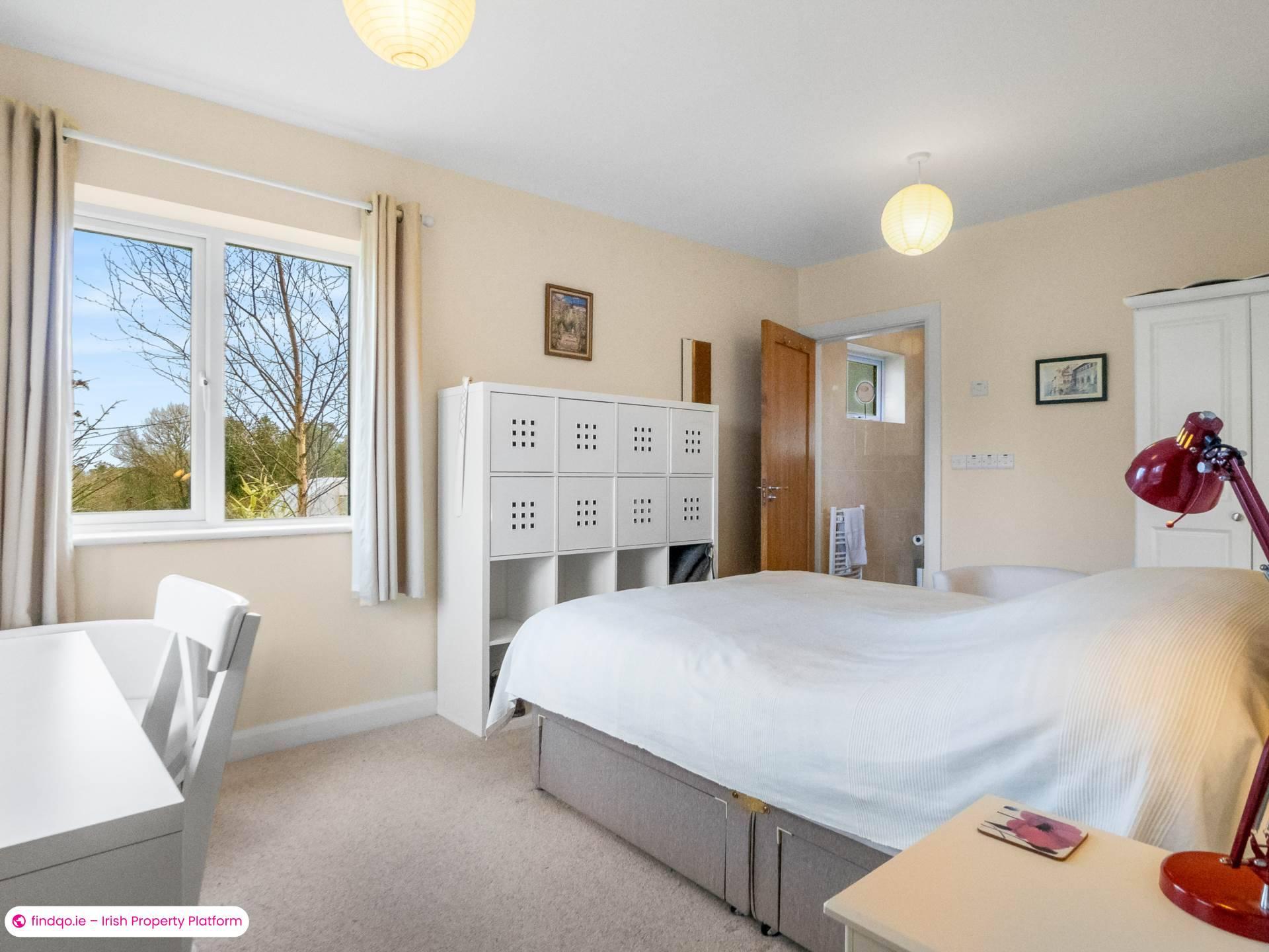 Detached house for Sale in Oughterard, Galway, H91 N6KN