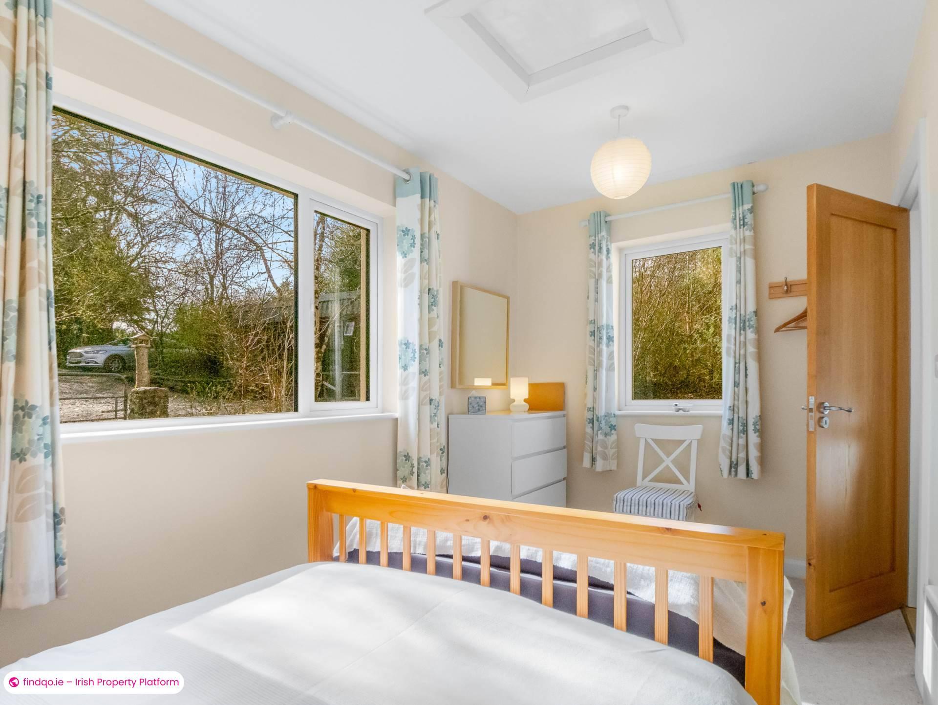 Detached house for Sale in Oughterard, Galway, H91 N6KN