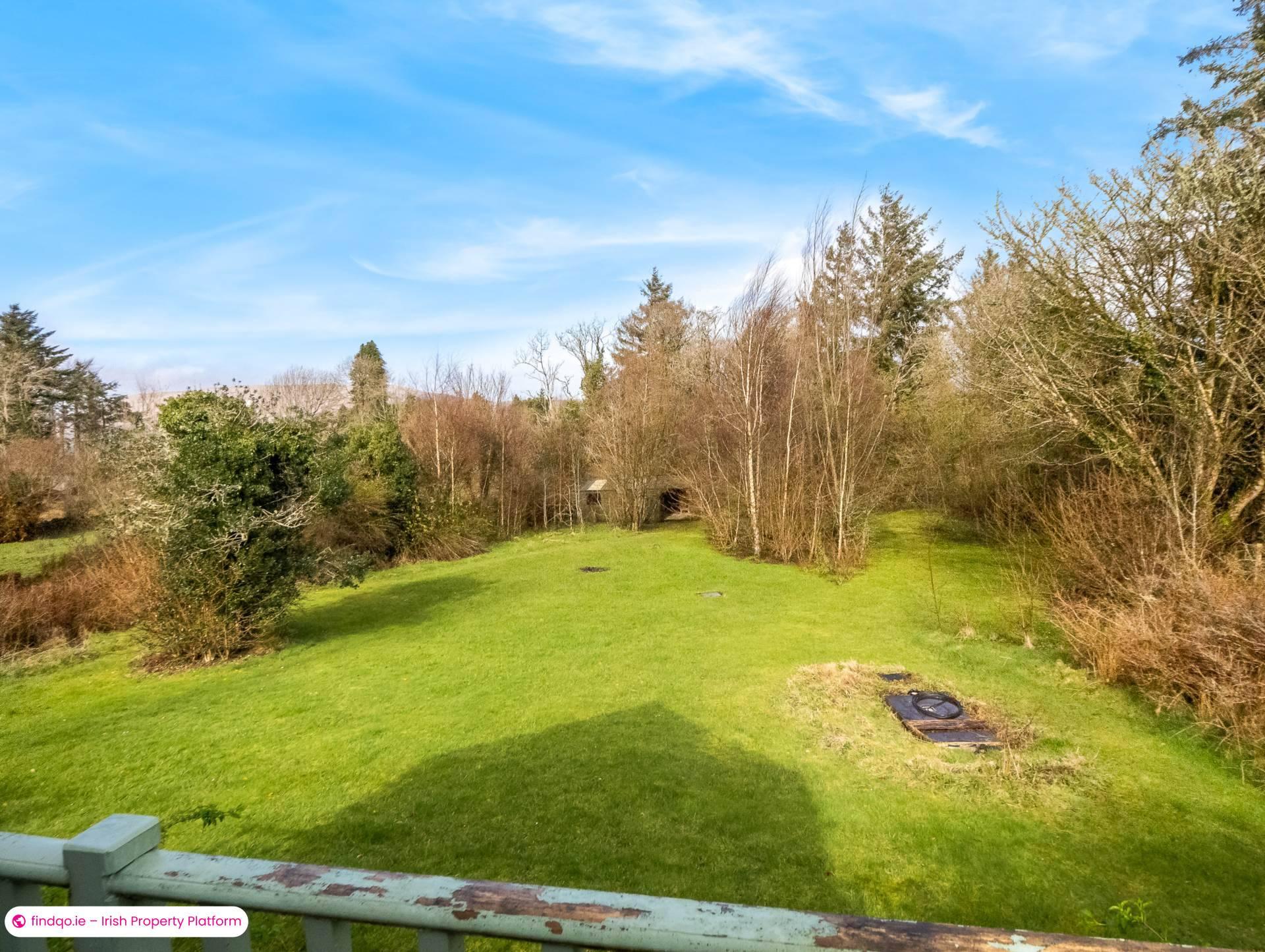 Detached house for Sale in Oughterard, Galway, H91 N6KN