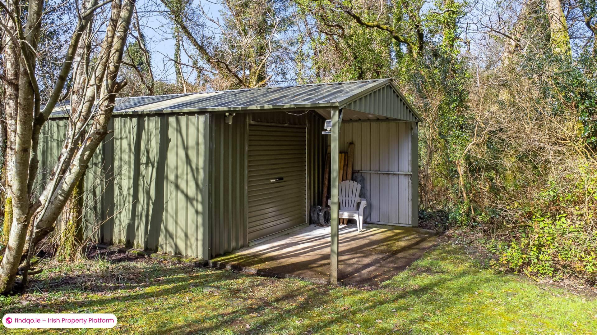 Detached house for Sale in Oughterard, Galway, H91 N6KN