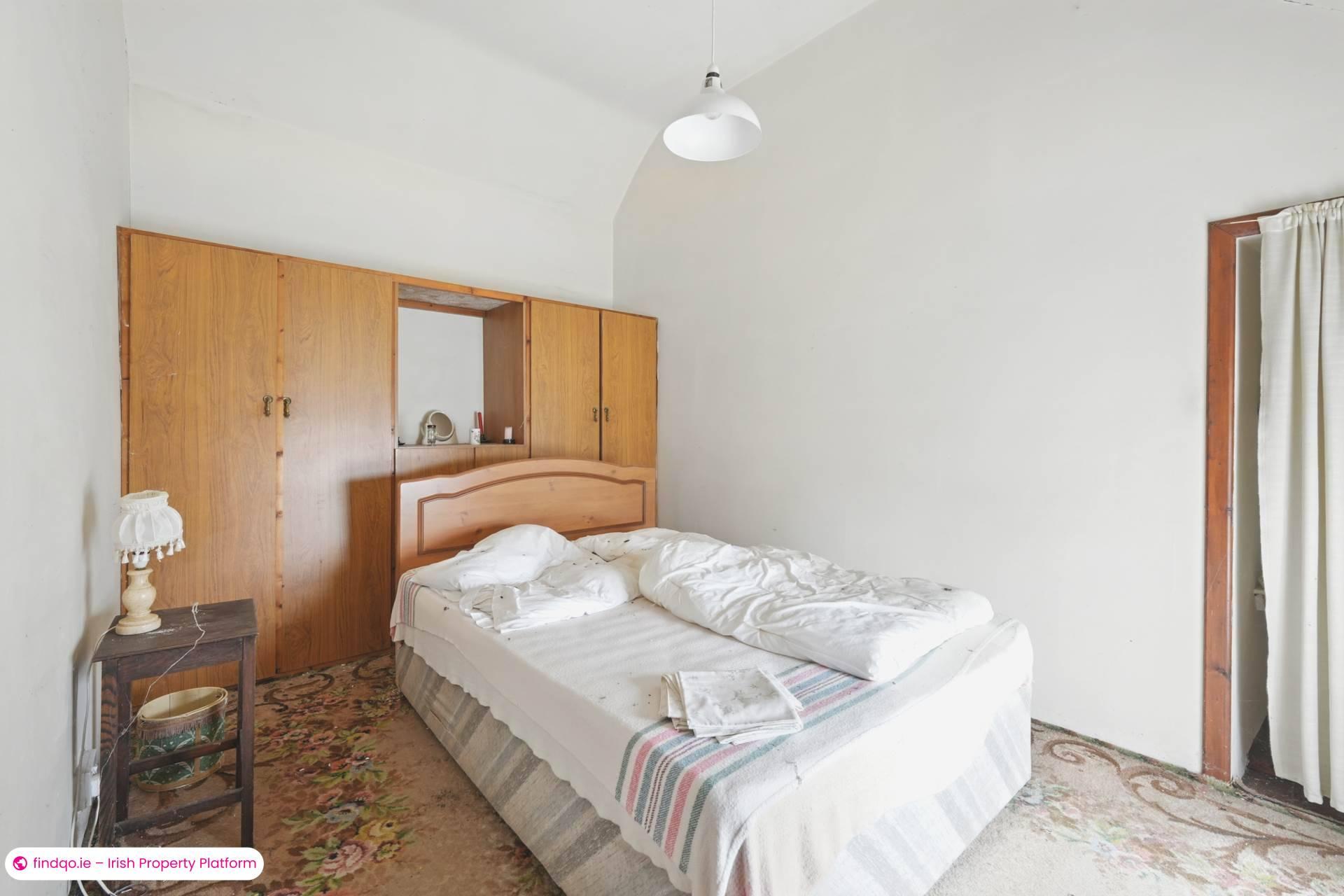 Detached house for Sale in Roundstone, Galway