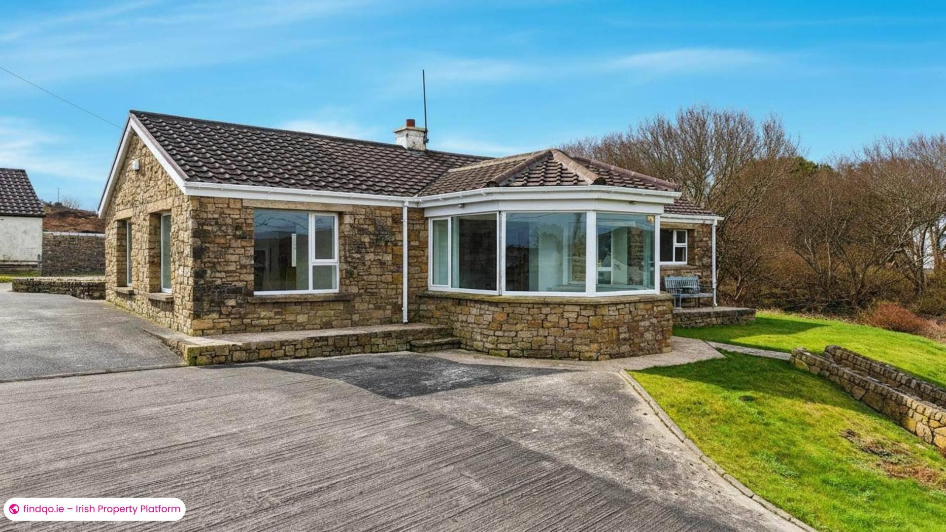Detached house for Sale in Burtonport, Donegal