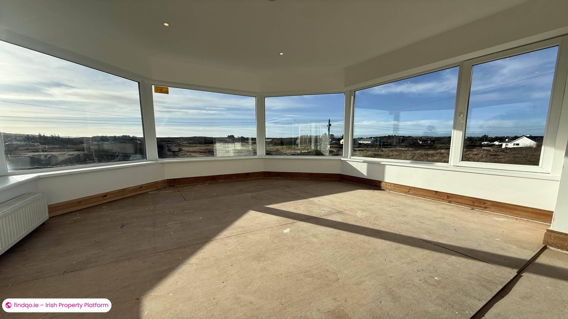 Detached house for Sale in Burtonport, Donegal