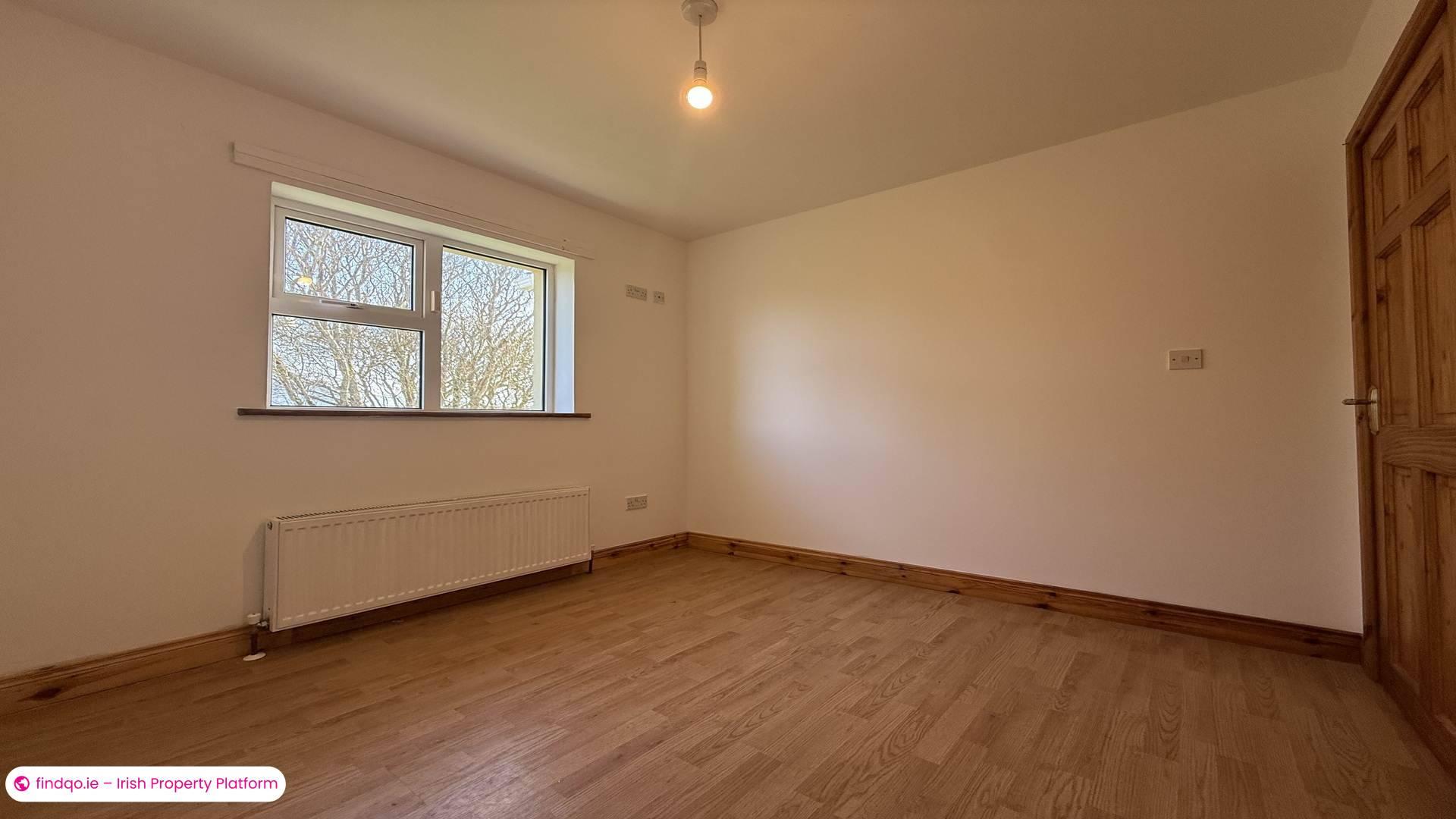 Detached house for Sale in Burtonport, Donegal