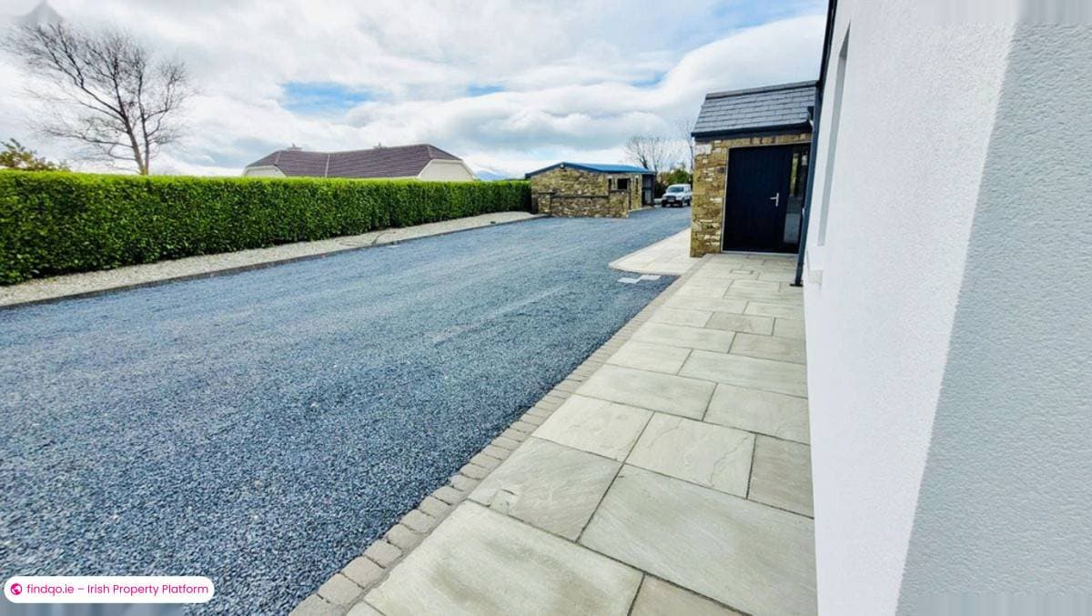 Bungalow for Sale in Abbeydorney, Kerry