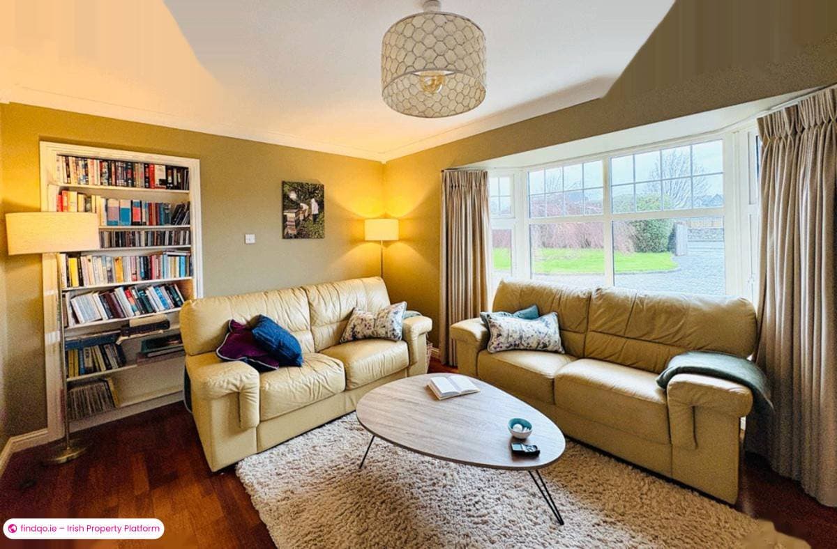 Detached house for Sale in Fenit, Kerry