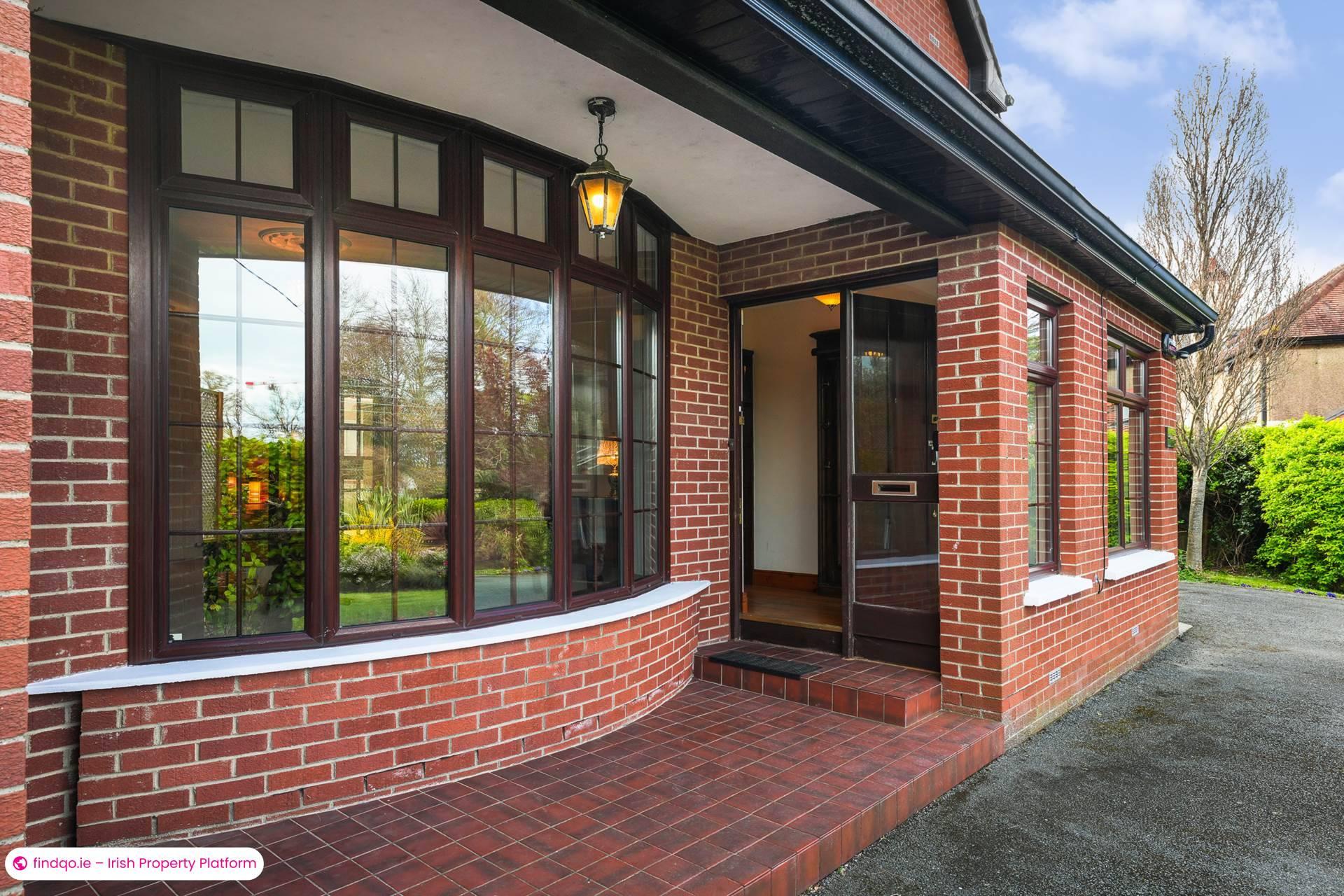 Detached house for Sale in Dublin 14