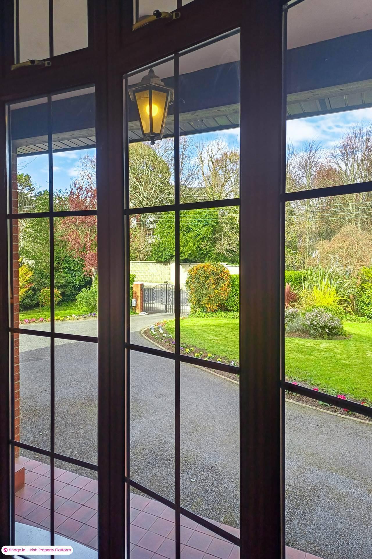 Detached house for Sale in Dublin 14