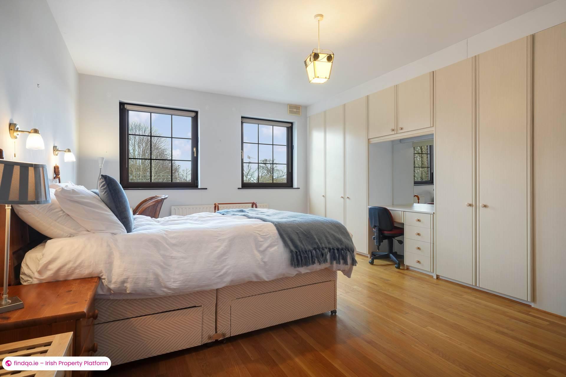 Detached house for Sale in Dublin 14