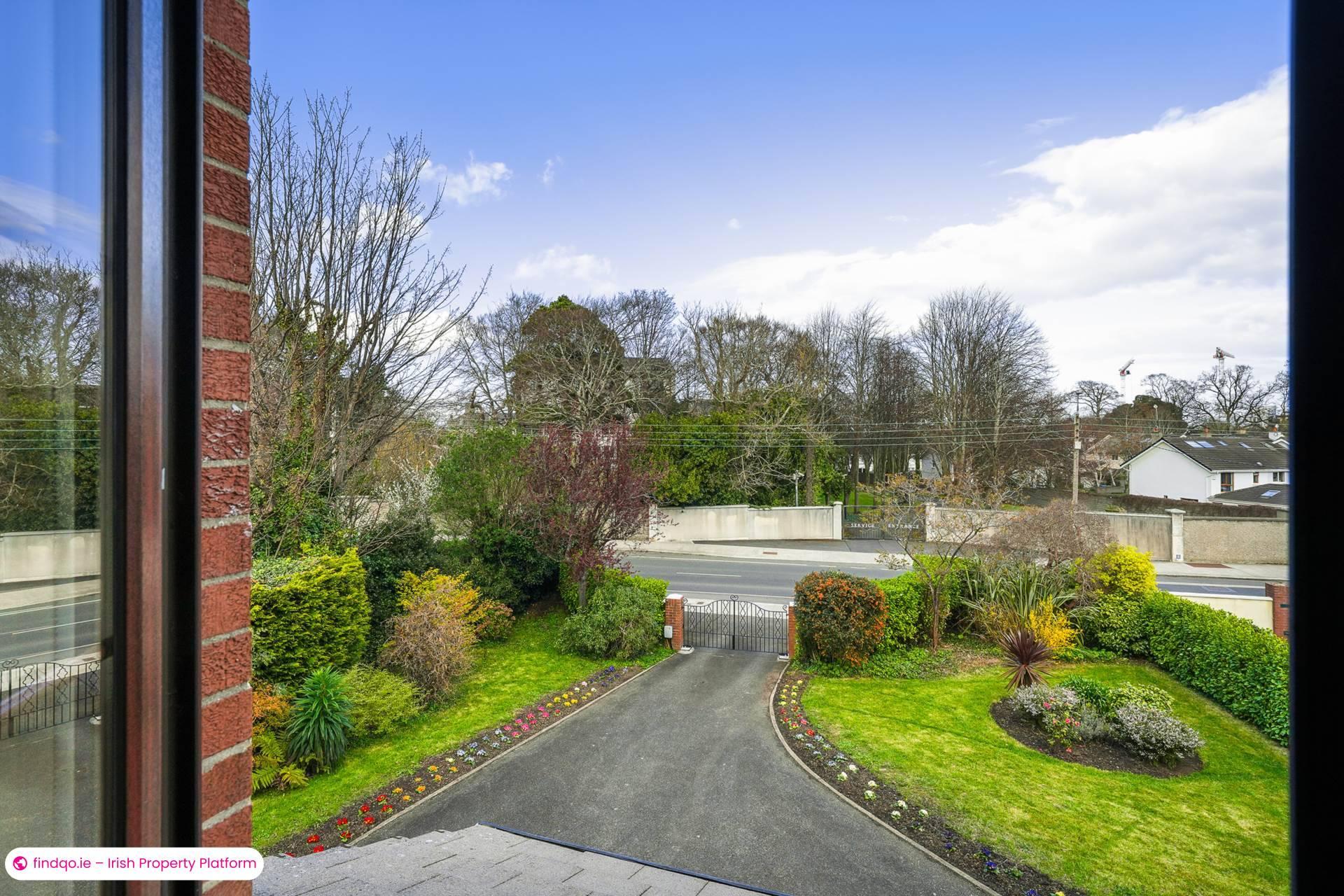 Detached house for Sale in Dublin 14