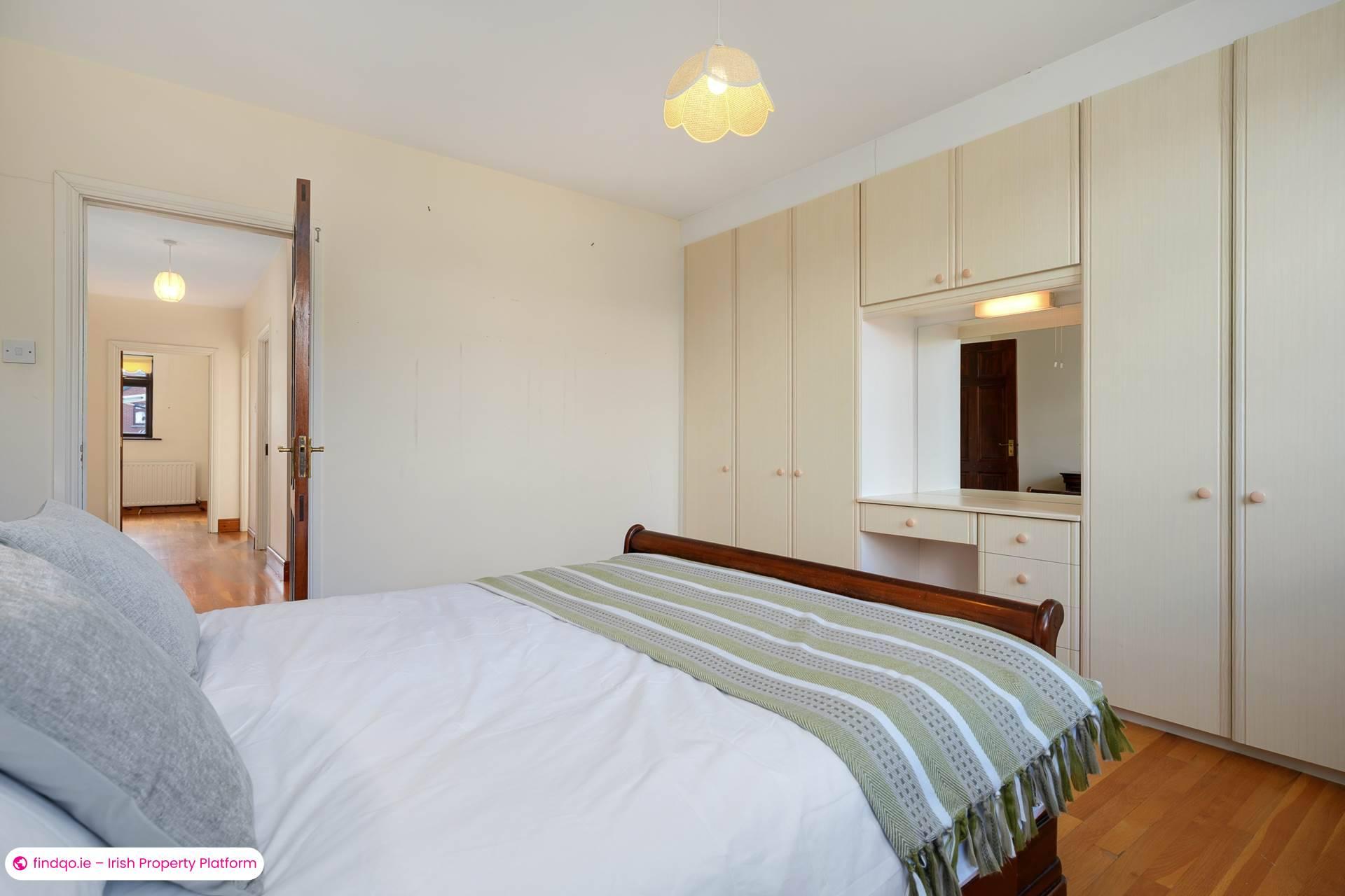 Detached house for Sale in Dublin 14