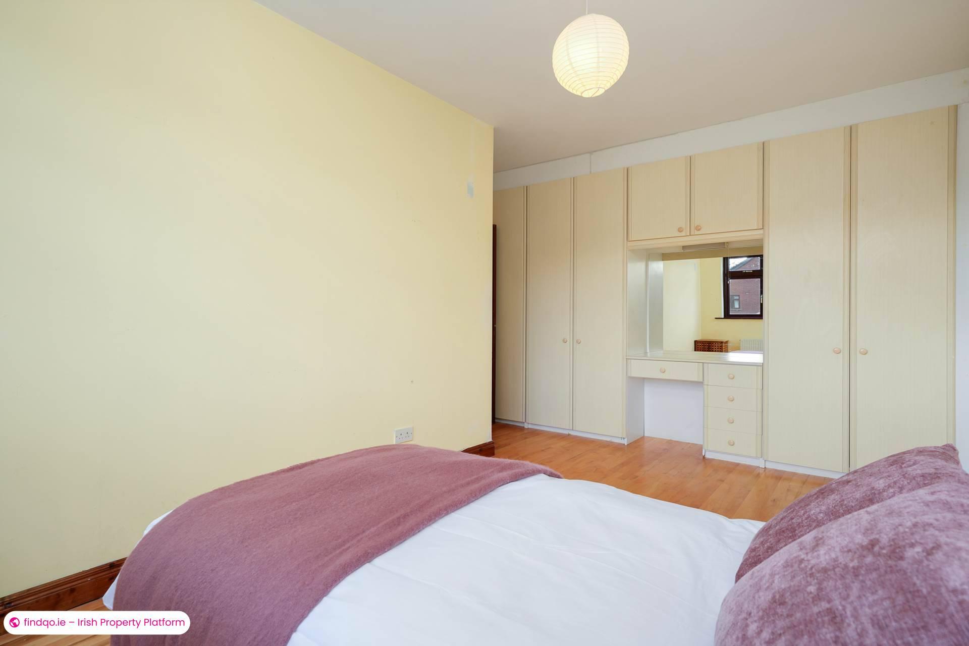 Detached house for Sale in Dublin 14