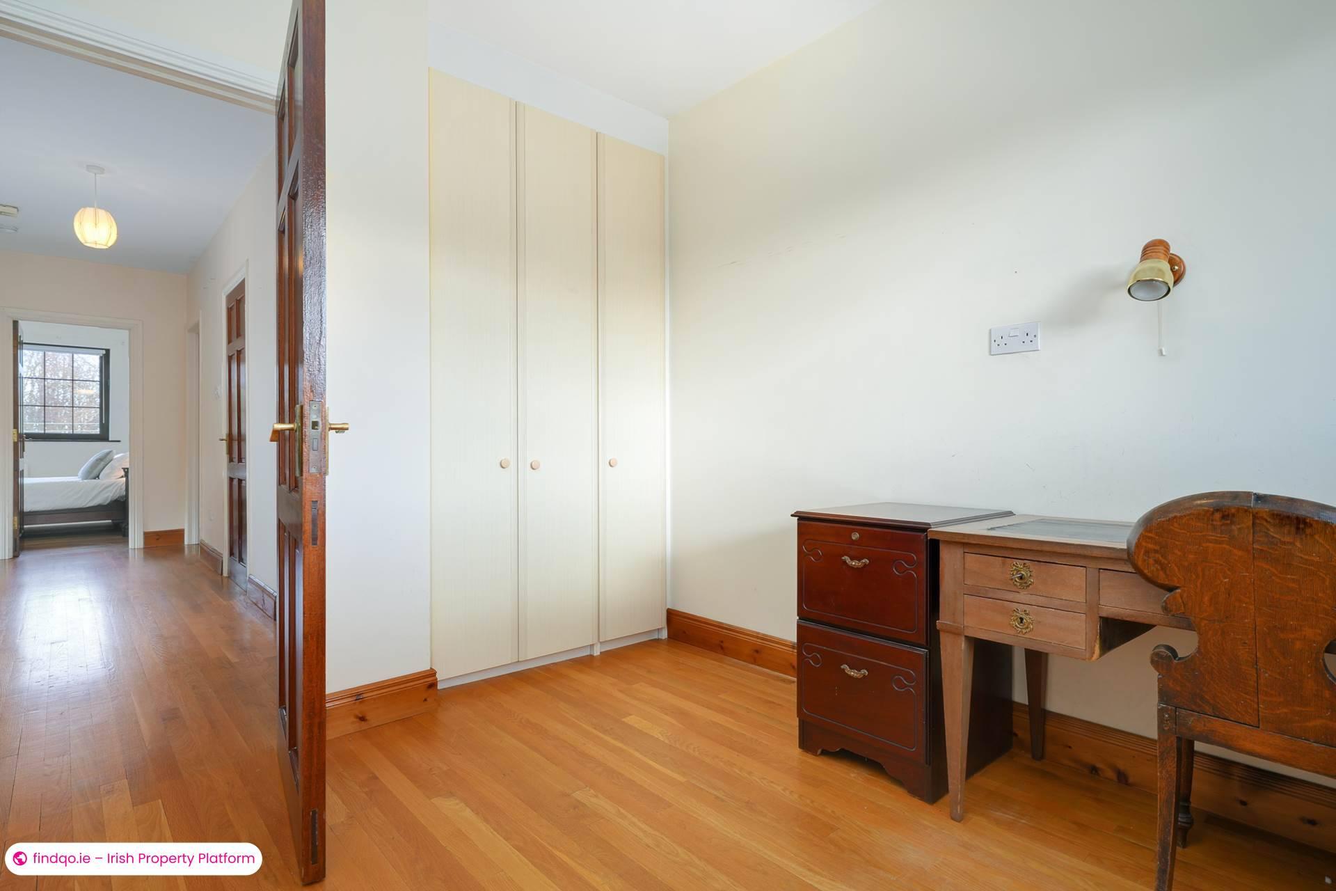 Detached house for Sale in Dublin 14