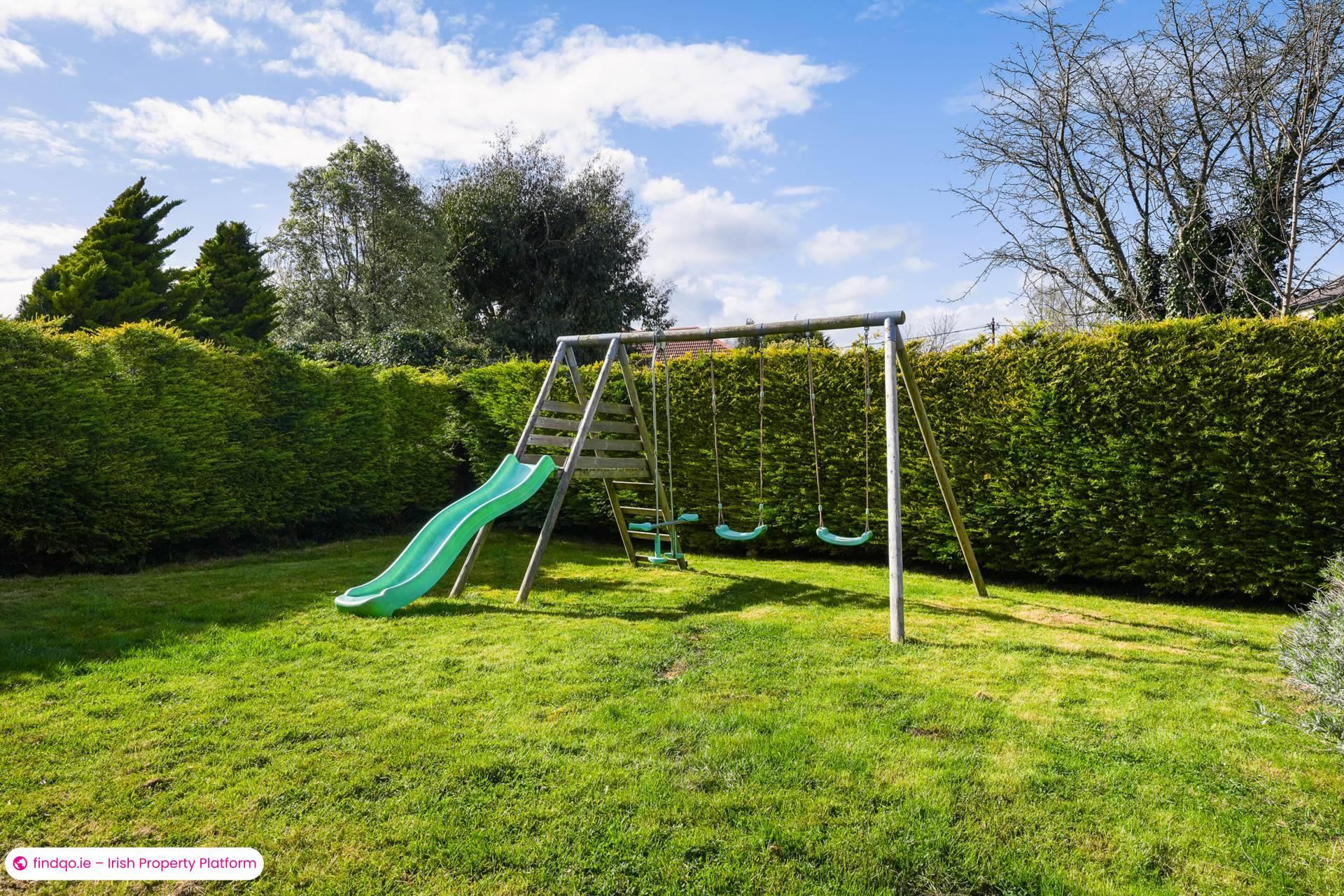 Detached house for Sale in Dublin 14