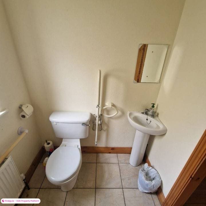 Semi-detached house for Sale in Bantry, Cork