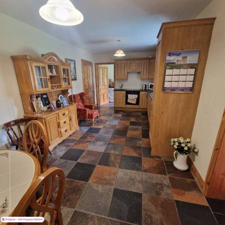 Semi-detached house for Sale in Bantry, Cork