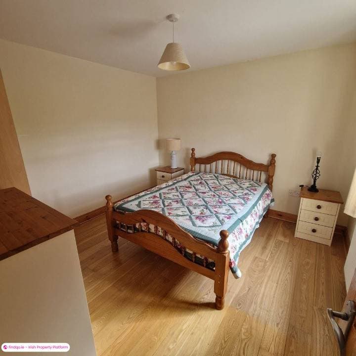 Semi-detached house for Sale in Bantry, Cork