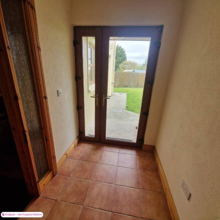 Semi-detached house for Sale in Bantry, Cork