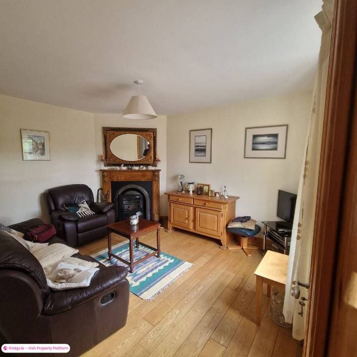 Semi-detached house for Sale in Bantry, Cork