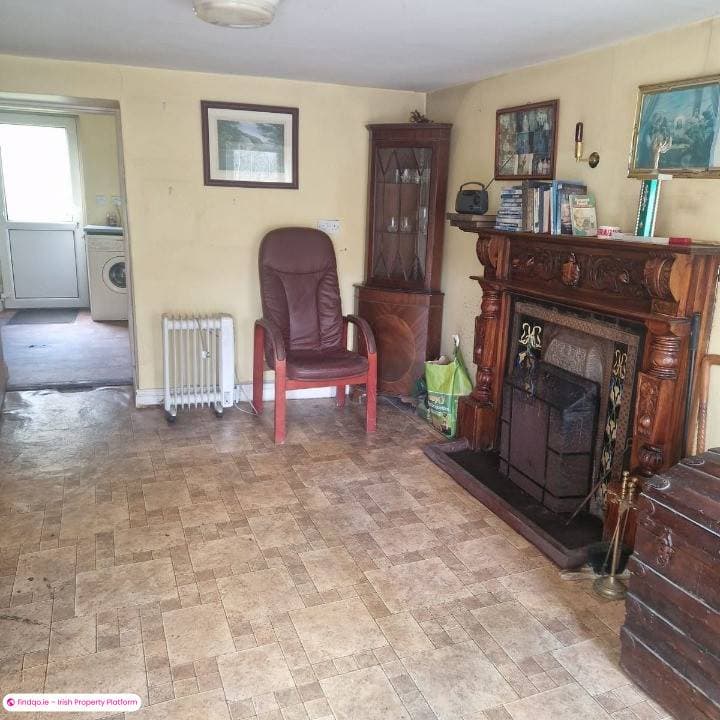 Detached house for Sale in Bantry, Cork
