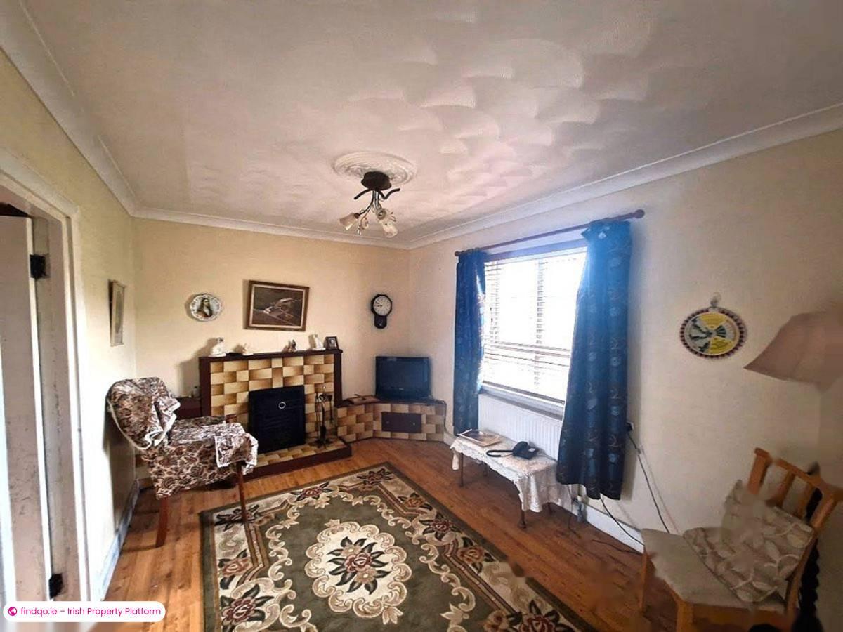 Detached house for Sale in Derrybeg, Donegal