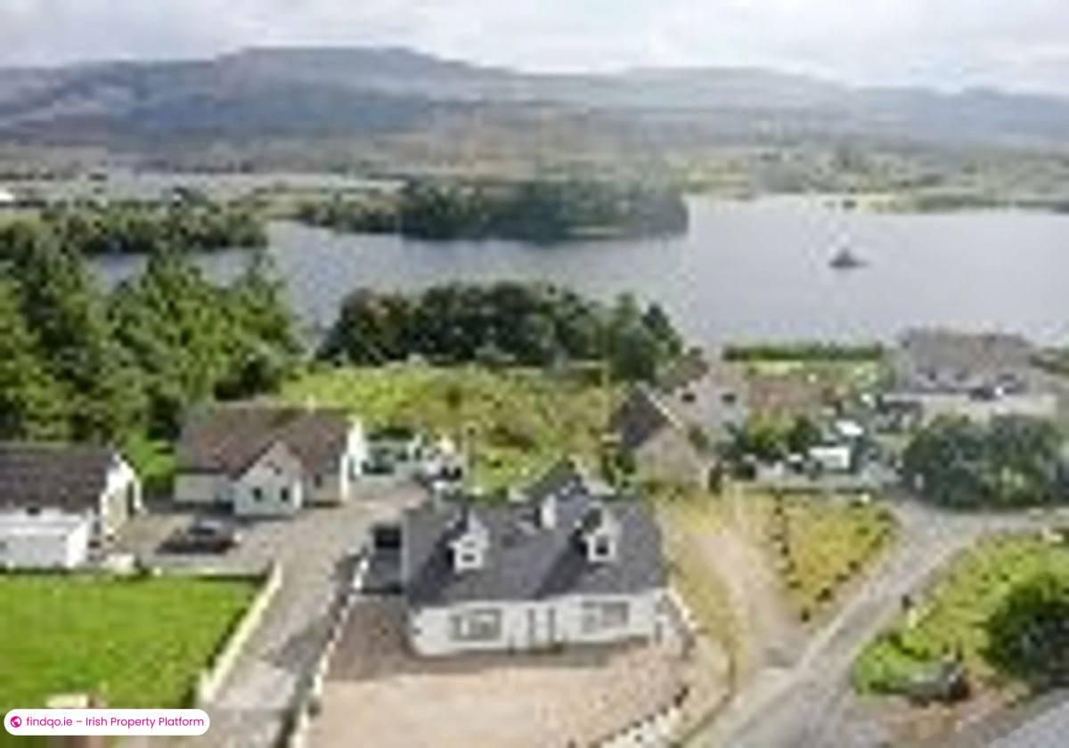 Detached house for Sale in Crolly, Donegal