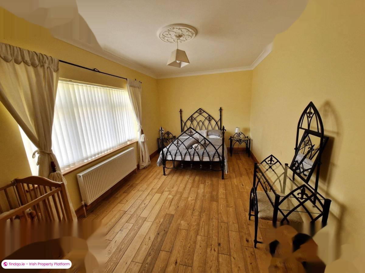 Detached house for Sale in Crolly, Donegal