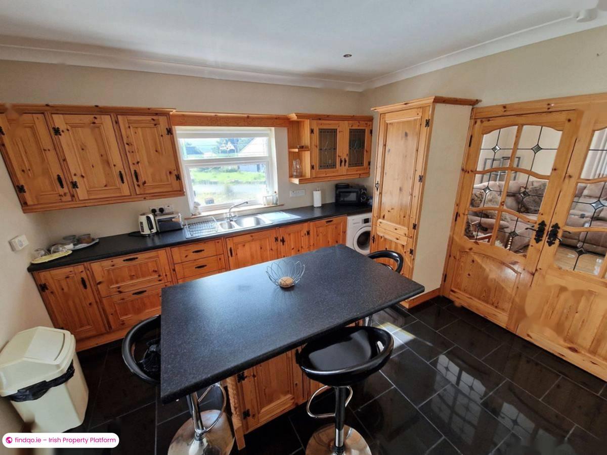 Detached house for Sale in Crolly, Donegal