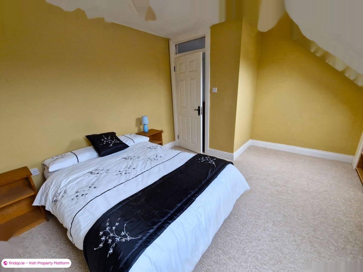 Detached house for Sale in Burtonport, Donegal