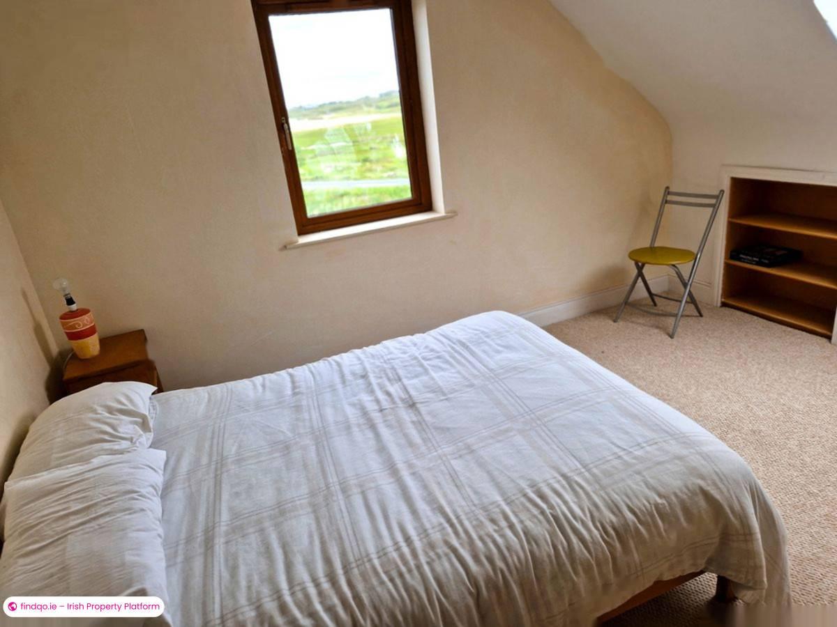 Detached house for Sale in Burtonport, Donegal