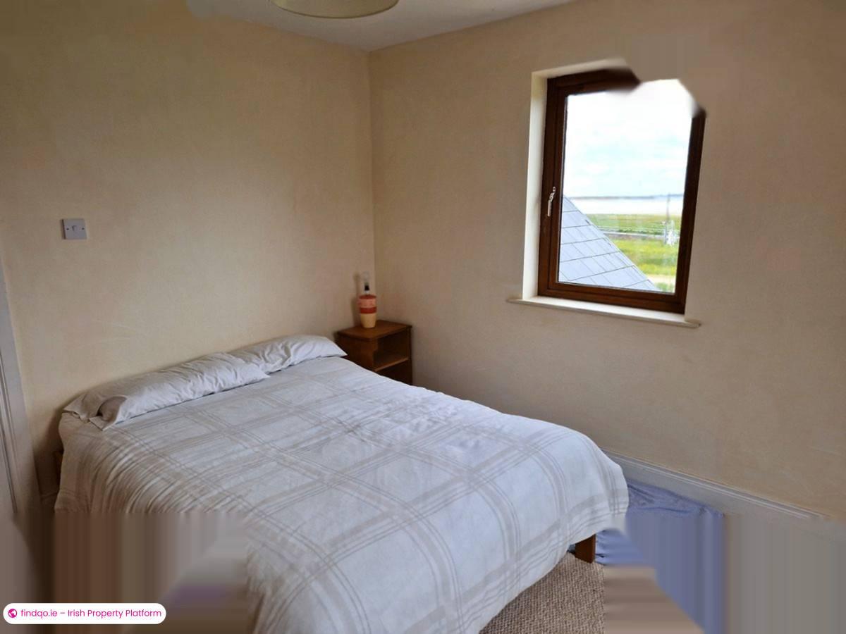 Detached house for Sale in Burtonport, Donegal