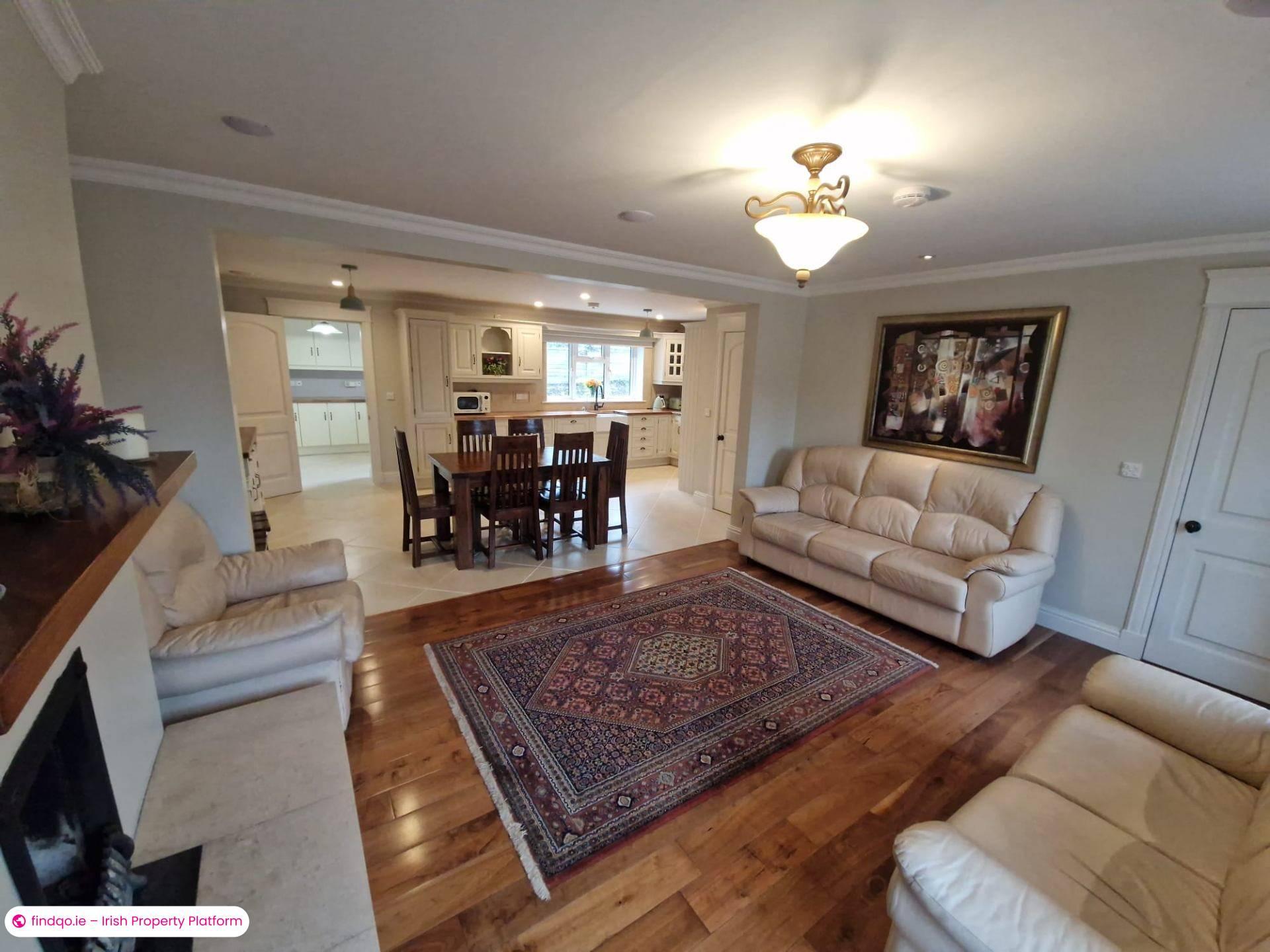 Detached house for Sale in Kingscourt, Cavan