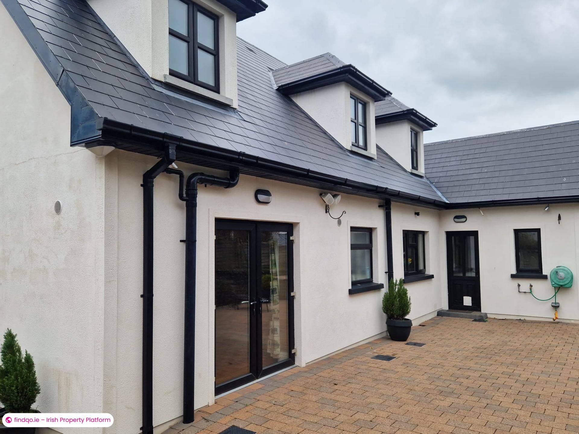 Detached house for Sale in Kingscourt, Cavan