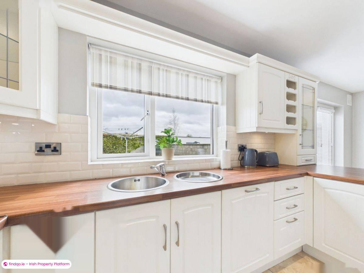 Semi-detached house for Sale in Kilmacow, Kilkenny