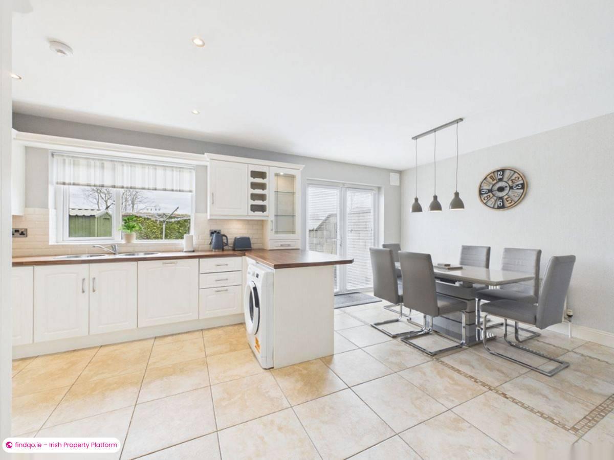 Semi-detached house for Sale in Kilmacow, Kilkenny