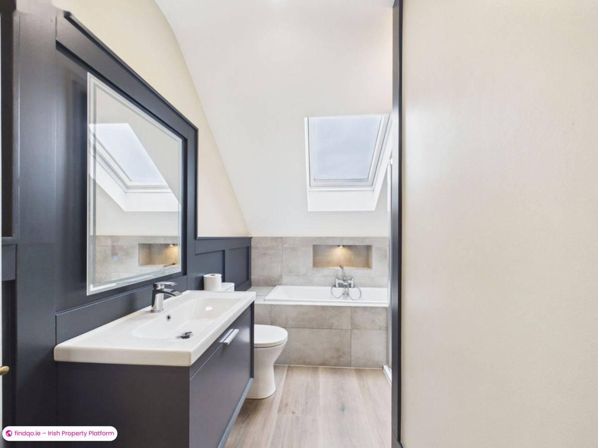 Semi-detached house for Sale in Kilmacow, Kilkenny