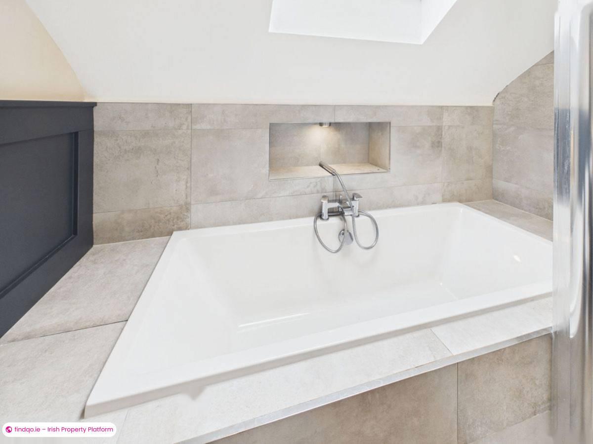 Semi-detached house for Sale in Kilmacow, Kilkenny