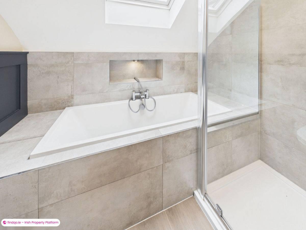 Semi-detached house for Sale in Kilmacow, Kilkenny