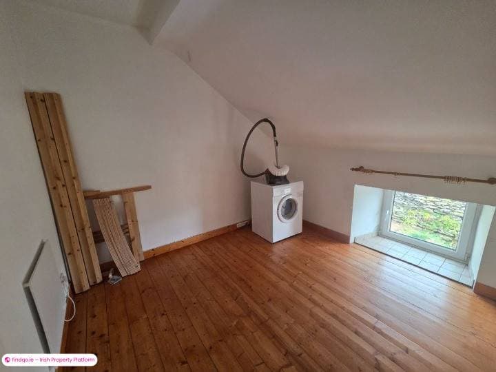 End of terrace house for Sale in Beara, Cork