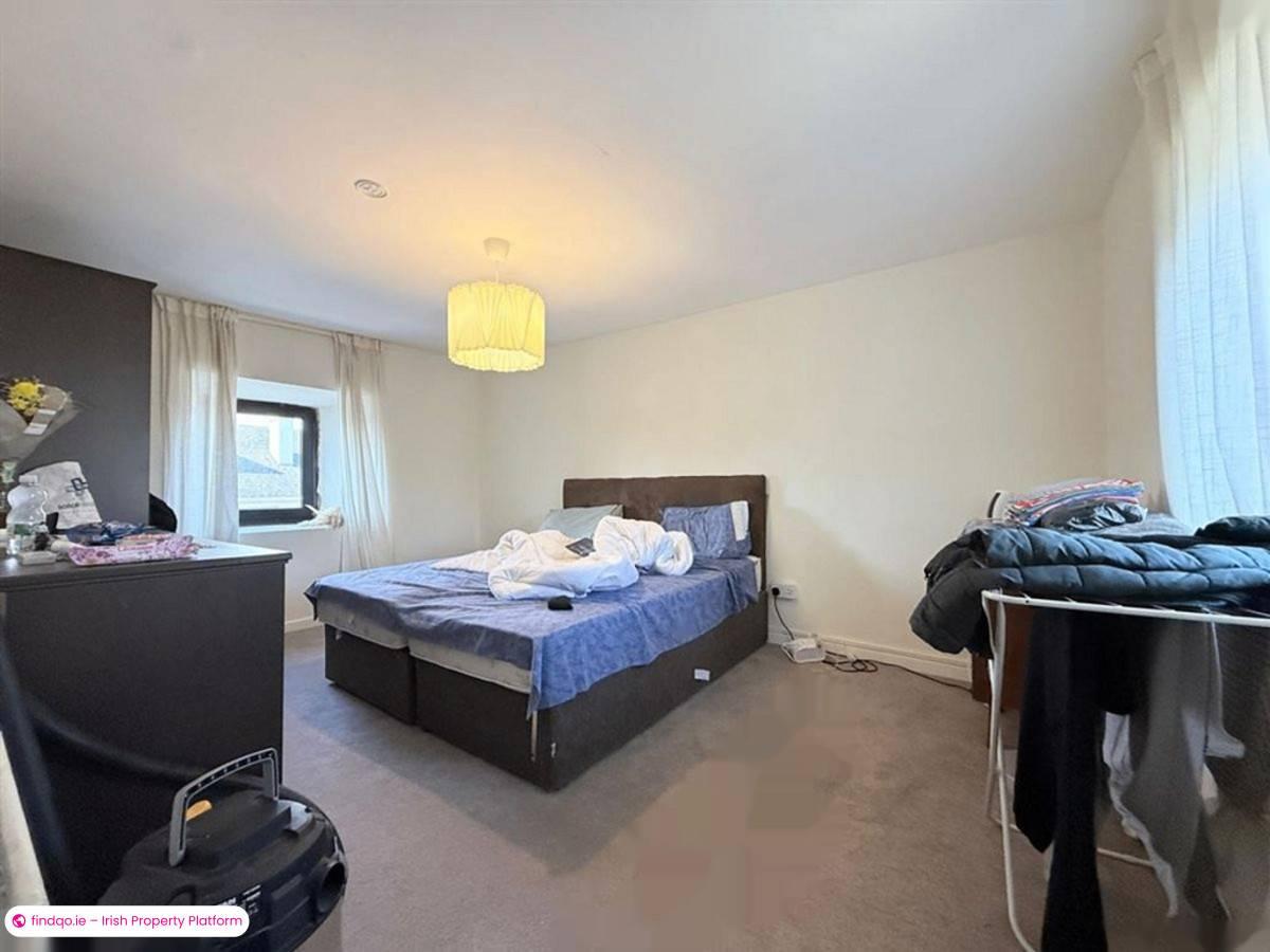 Semi-detached house for Sale in Frenchpark, Roscommon