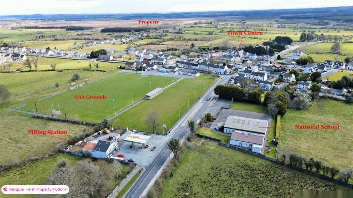 Semi-detached house for Sale in Frenchpark, Roscommon